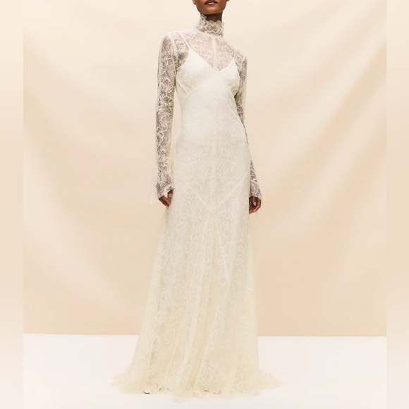 De La Vali Hermosa Maxi Dress in Ivory